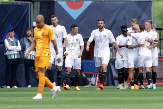 开云官网-曼奇尼终于从功劳簿觉醒，意大利该拿未来赌明天